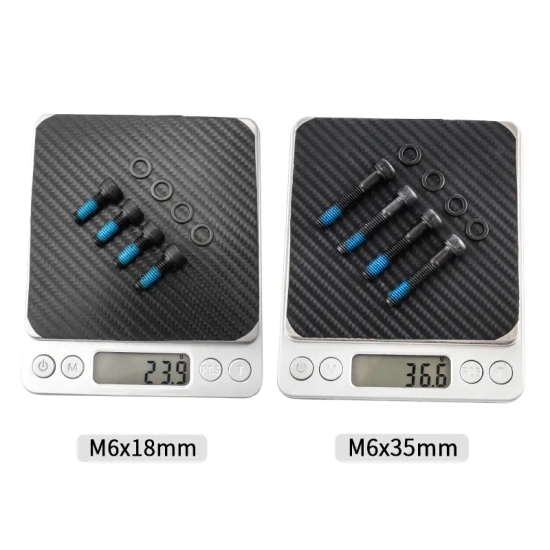 Śruba mocująca rowerowy zacisk/adapter hamulcowy M6x35mm Muqzi B-37 4szt. Czarny